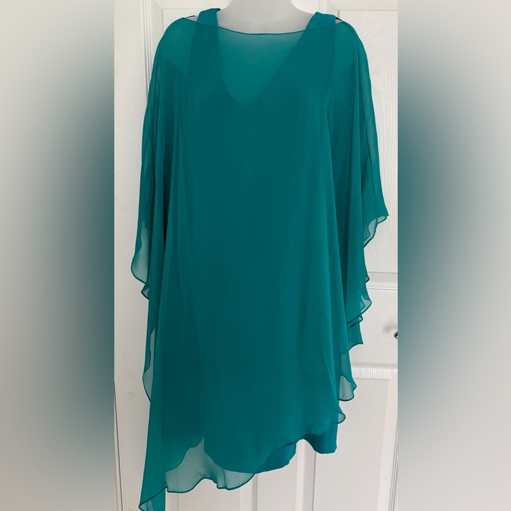 Tom & Linda Platt Elegant Asymmetrical Turquoise Dress